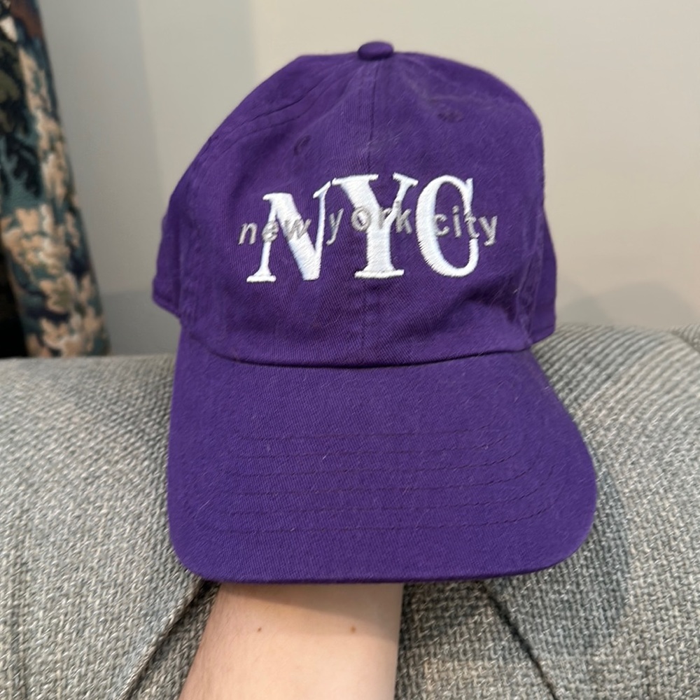Vintage NYC New York City Purple Hat